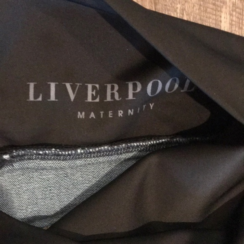 Liverpool petite Chloe Capri maternity jeans❗️ - Picture 3 of 5